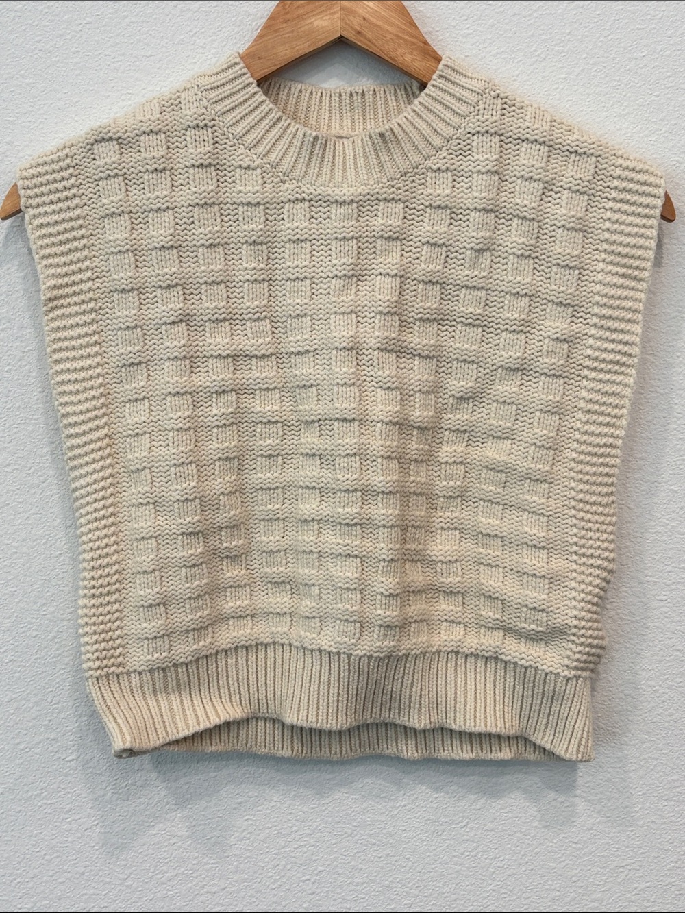 Madewell Women’s Cream Knit Sleeveless Sweater Vest Size M Preppy